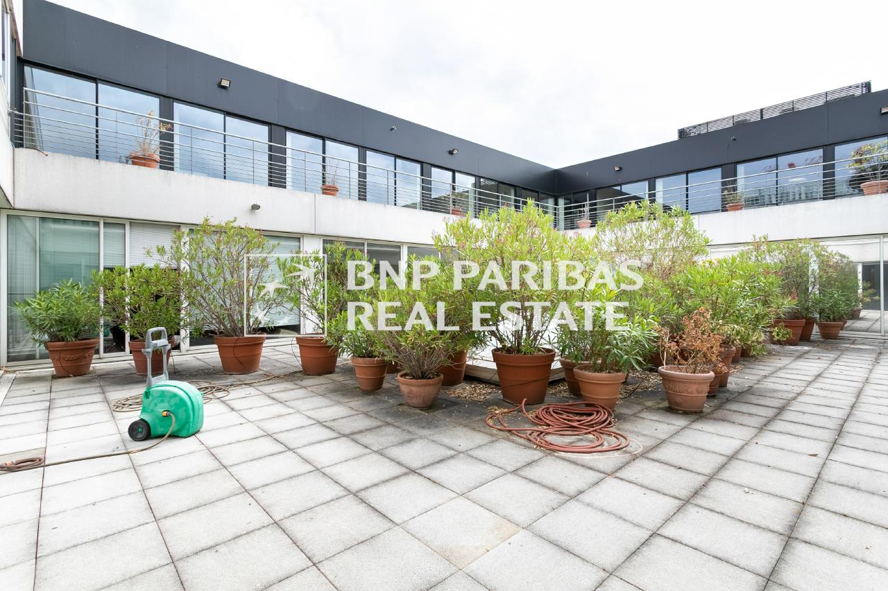 Bureau La Plaine Saint-Denis 2615m² Vente bureau La Plaine Saint-Denis Seine-Saint-Denis OVBUR2530287 3